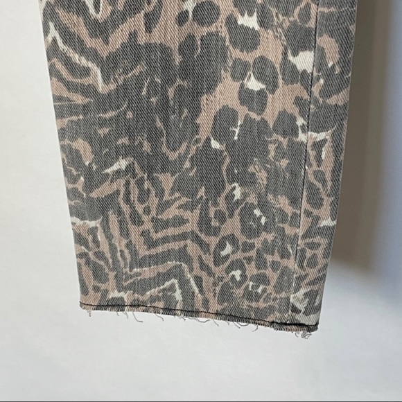NWT Guess Leopard Distressed Jeans, Sz 28 - Picture 8 of 11